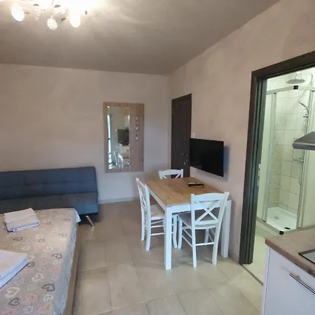 Apartman Josipa 1 *