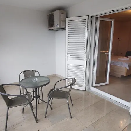 Josipa 1 Apartman *