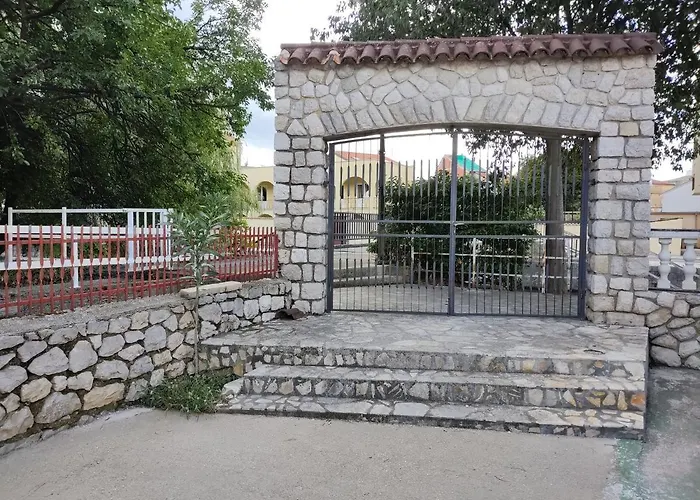 Josipa 1 Apartman *
